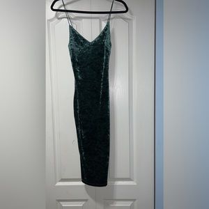 Bodycon Velvet Dress